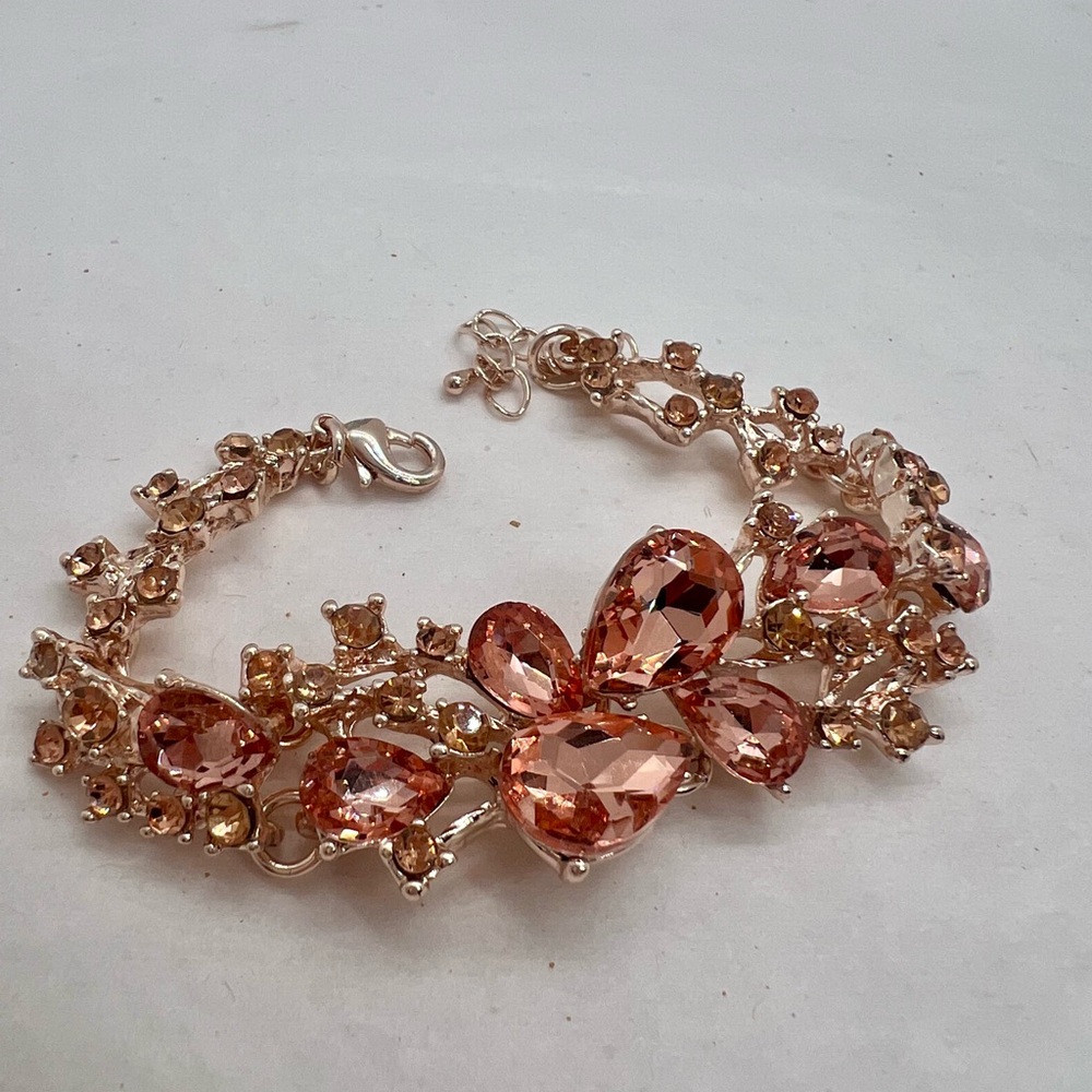 Rose Fold Gemstone Bracelet